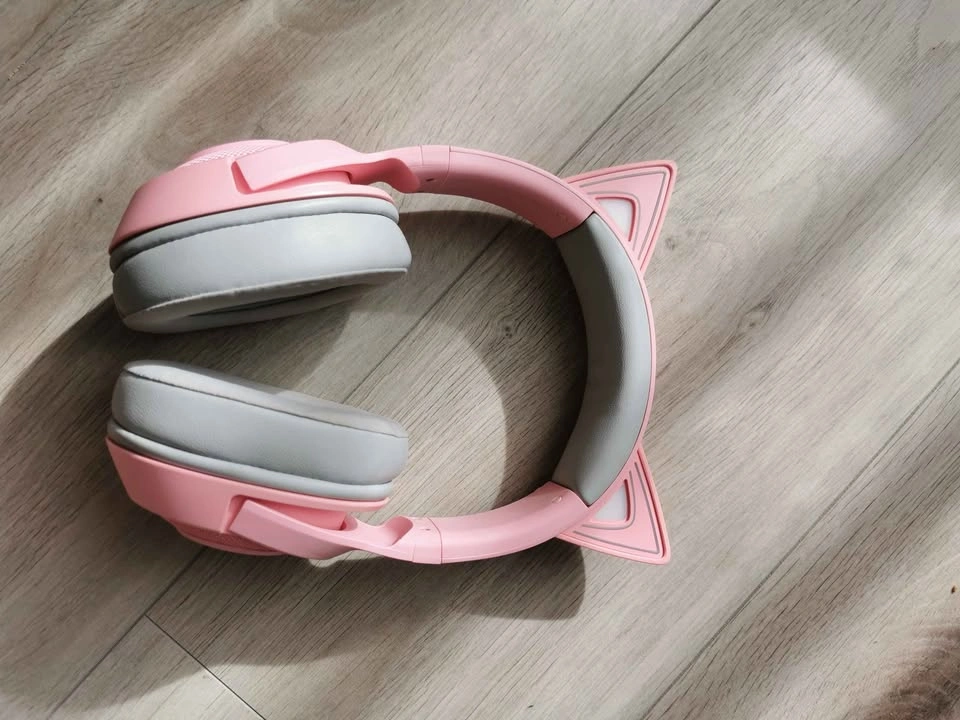 Razer Kraken Kitty V2 BT wireless headset (RGB, pink) - photo 2