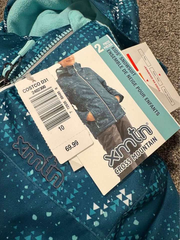 Brand New with tags Xmtn snowsuit size 10 - photo 2