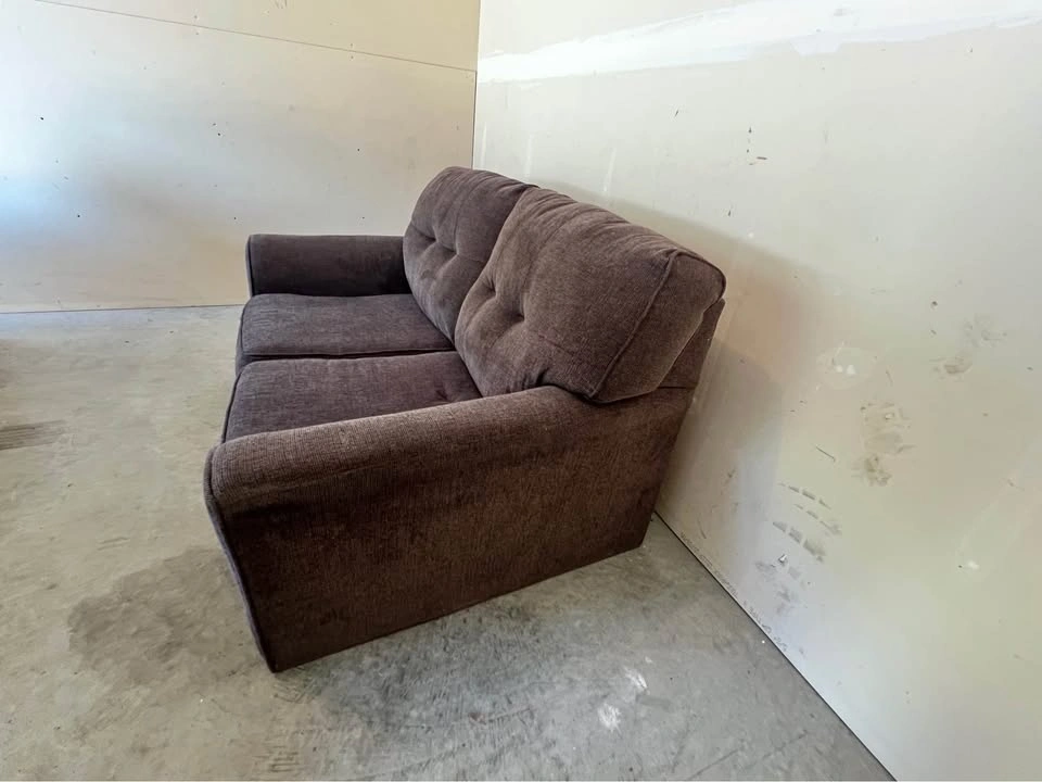 FREE DELIVERY 🚚 Couch Barn Brown Sofa Couch - photo 2