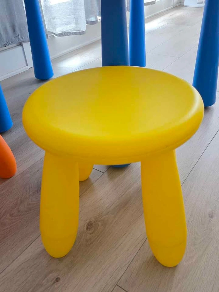 Ikea- MAMMUT Children's table & chairs - photo 2