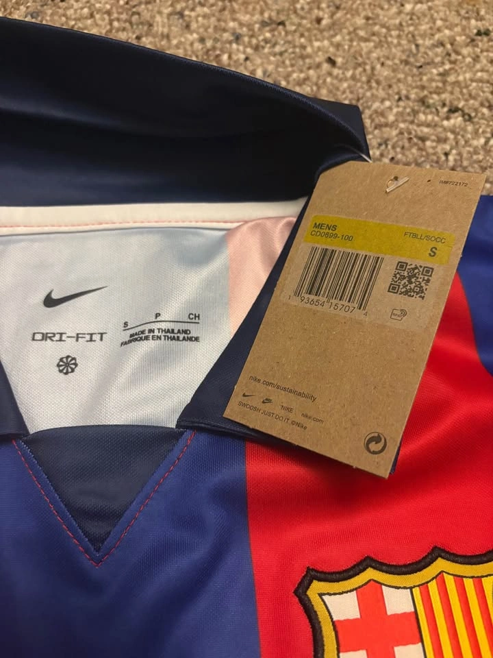 BRAND NEW FC Barcelona Special Edition Jersey - photo 4