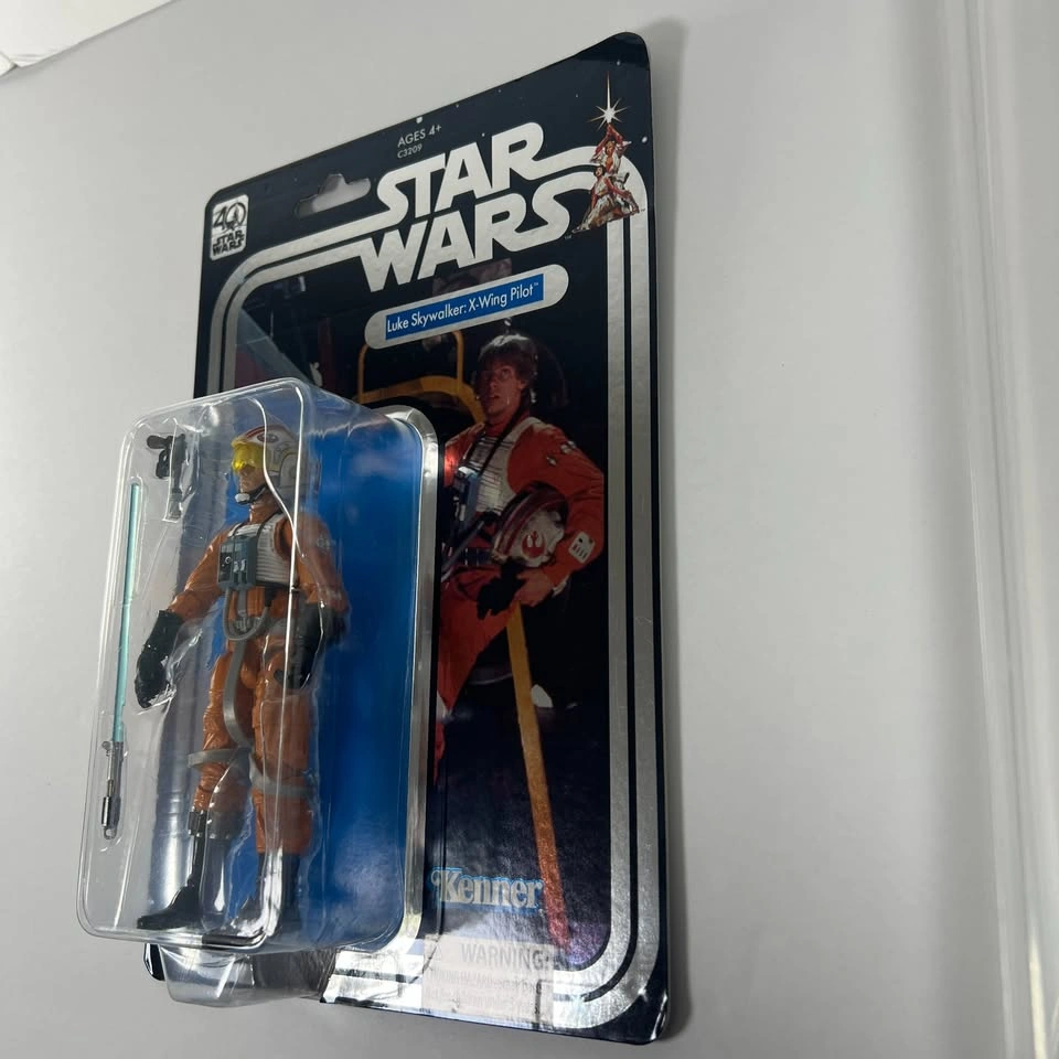2017 Star Wars Celebration Exclusive Luke Skywalker Figure - photo 4