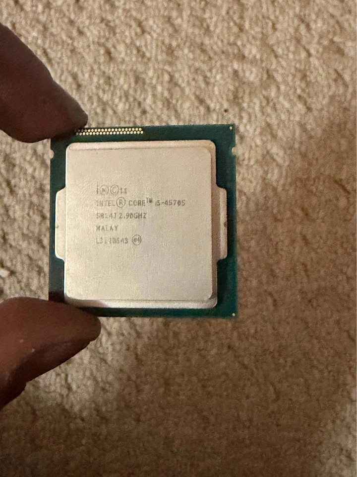 9 Desktop Computer Bundle: Lenovo, Dell, and HP Z240 - photo 4