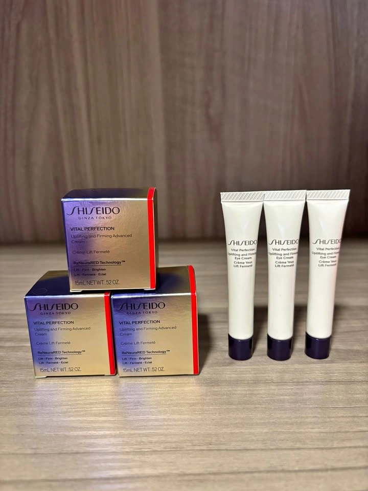 NEW Shiseido Vital Perfection Luxury Skincare Set