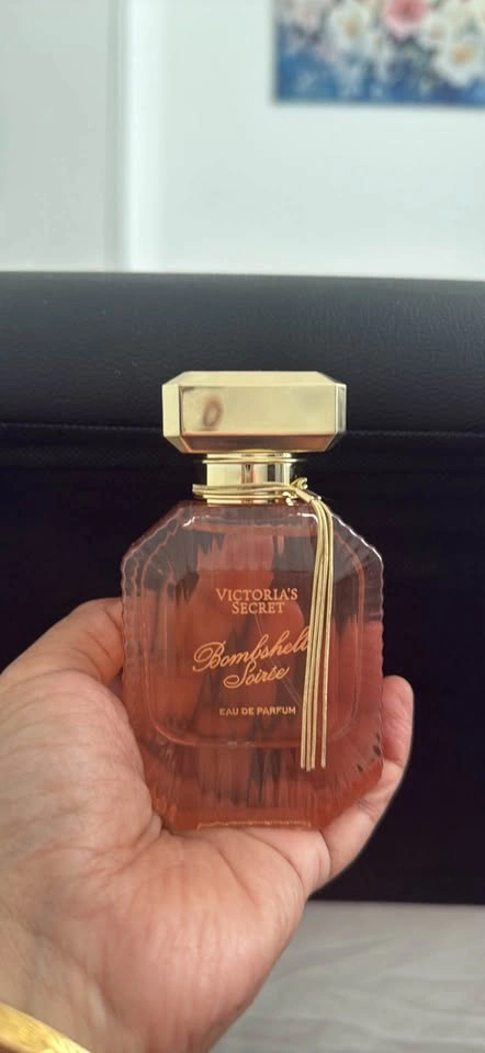Victoria's Secret & Zara Fragrance Lot (Perfumes + Lotion) - photo 3