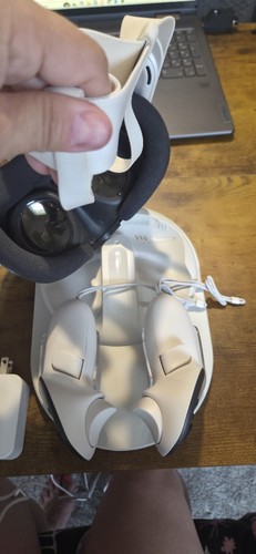 Meta Quest 3 All in one VR Headset with hard shell case 512GB - photo 5