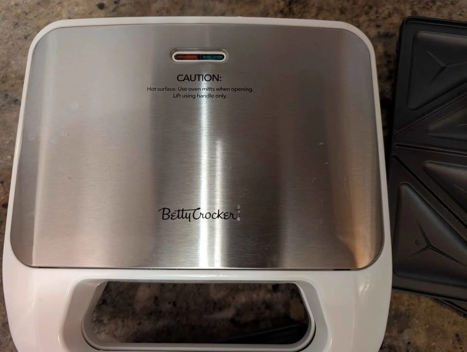 Toaster - photo 2