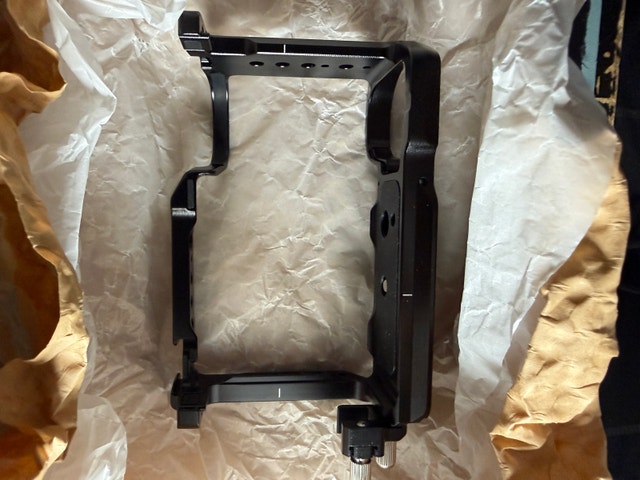 SmallRig Camera Cage for Sony ZVE-10 II - photo 2