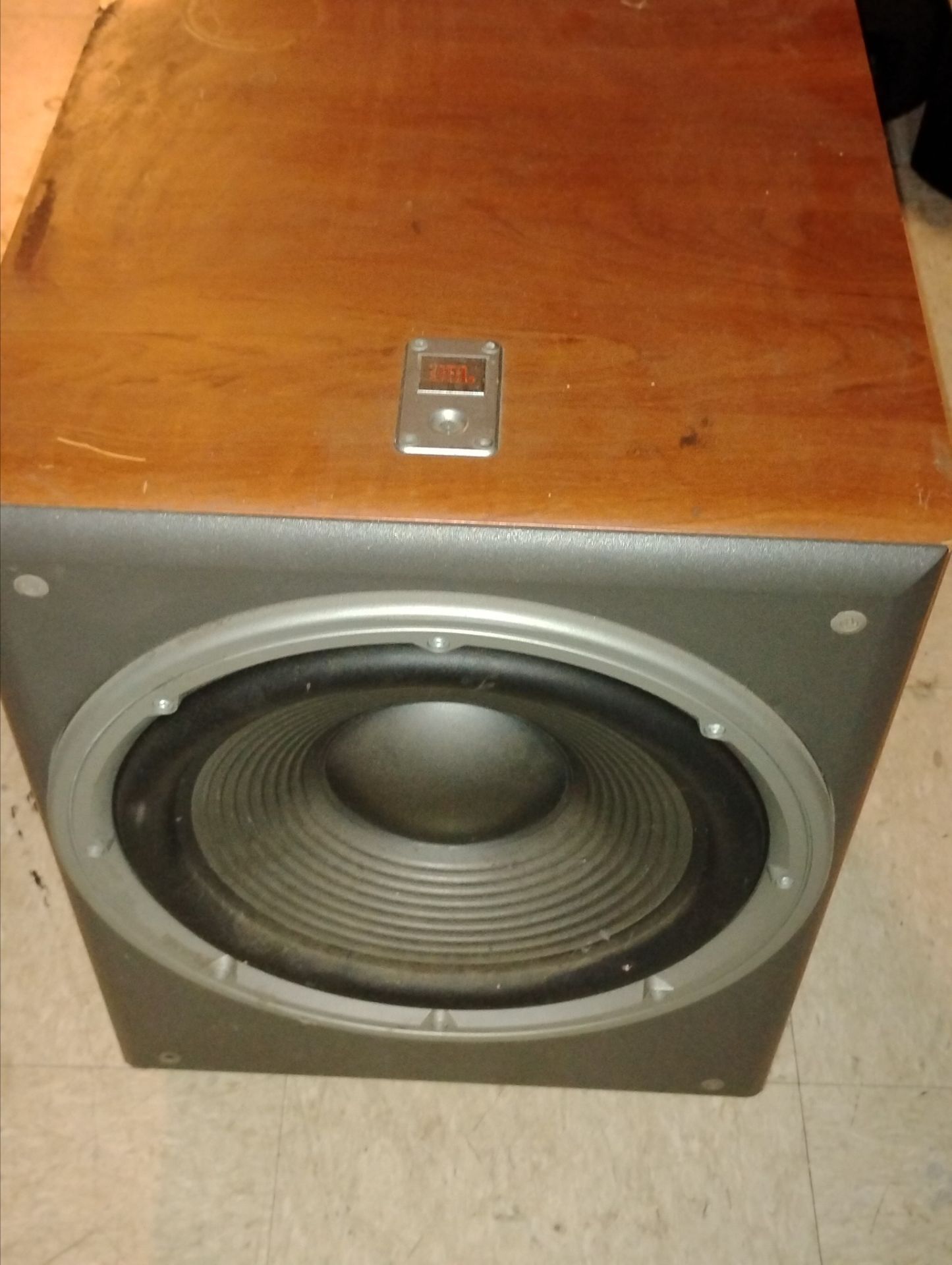 JBL SPEAKER BOX
