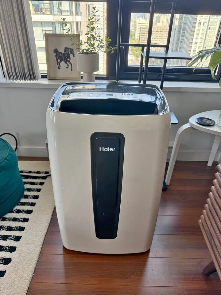 Haier 12,000 BTU Portable AC + Heater