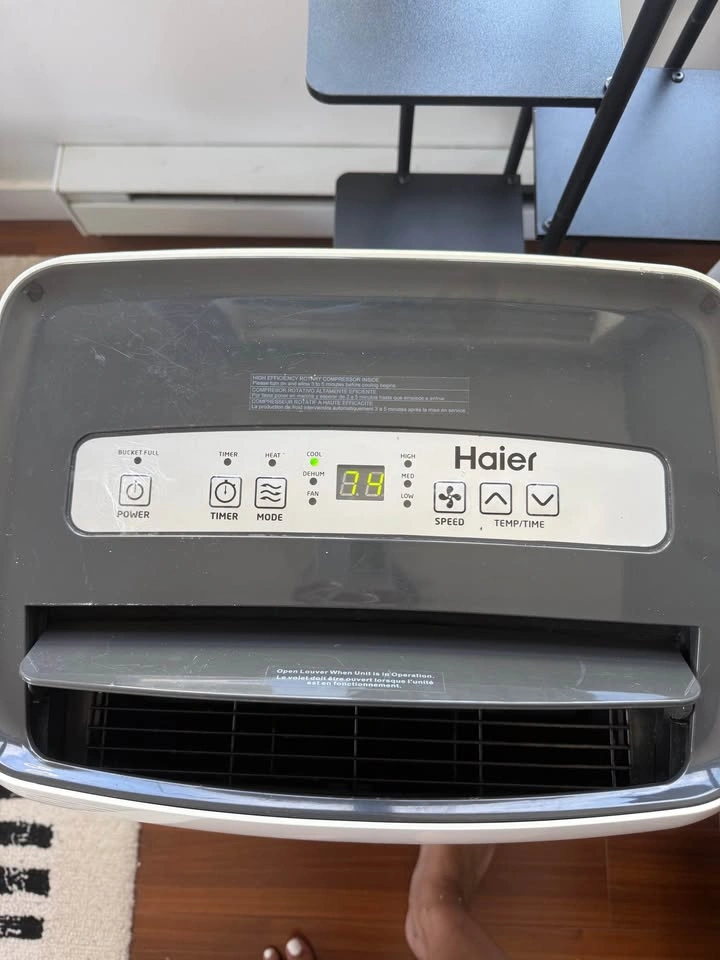 Haier 12,000 BTU Portable AC + Heater - photo 2