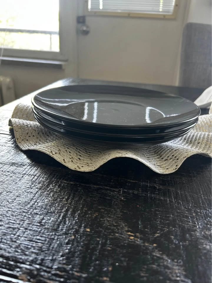 Black Dinnerware Set - Plates, Bowls, Mugs - photo 4