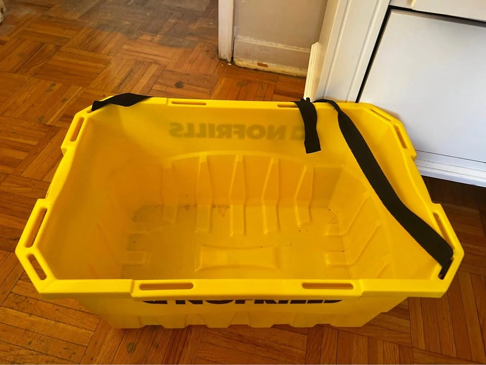 No Frills yellow shopping basket and 2 bags