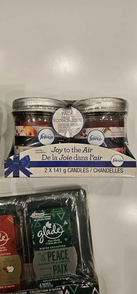 Glade Wax Warmer & Candle Christmas Collection image indicator(4)