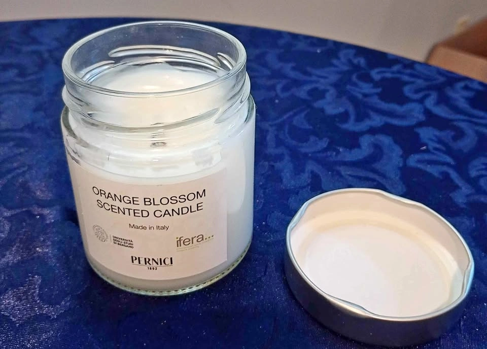 Scented candle