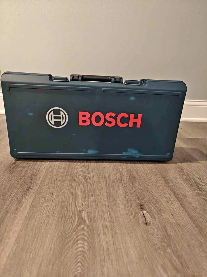 Bosch 11255VSR-RT 120V 8.0 Amp SDS-Plus 1" Rotary Hammer