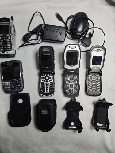 Vintage Motorola iDEN Flip Phones Lot - For Collectors / Display