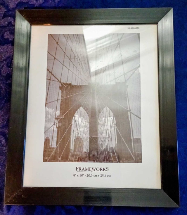 8'x10' photo frame