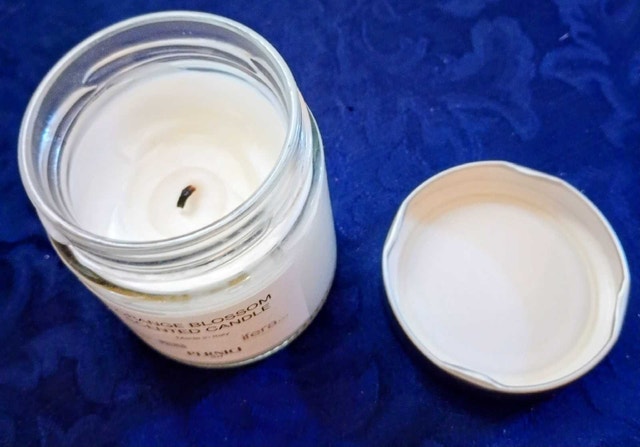 scented candle - photo 2