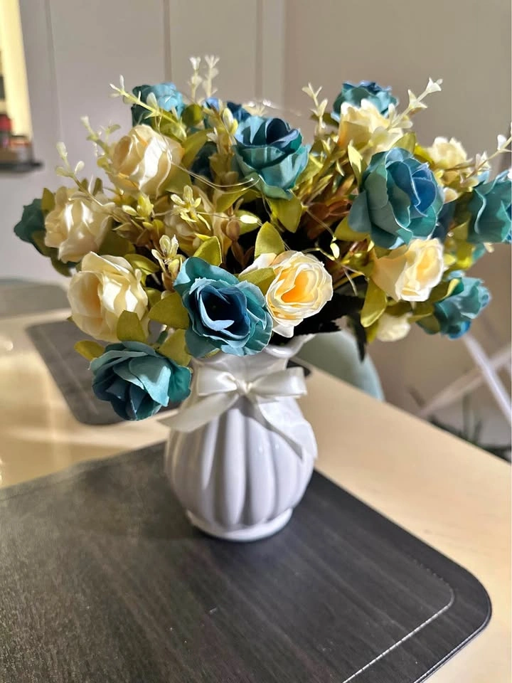 Artificial Fake Flowers with Vase Silk Artificial Roses