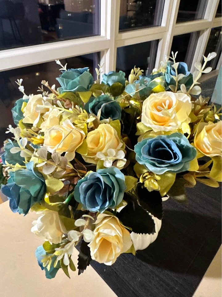Artificial Fake Flowers with Vase Silk Artificial Roses - photo 4
