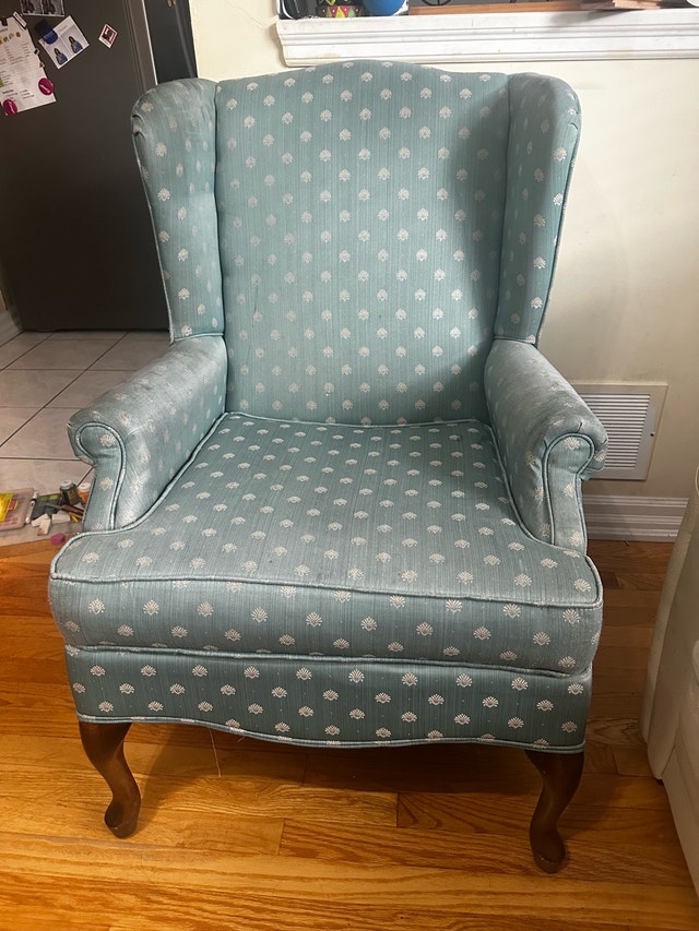 Free accent chair