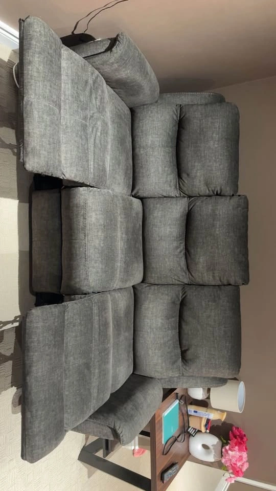 Couch - photo 2
