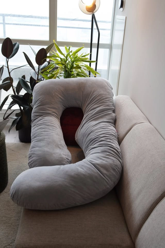 Momcozy Pregnancy Body Pillow - photo 2