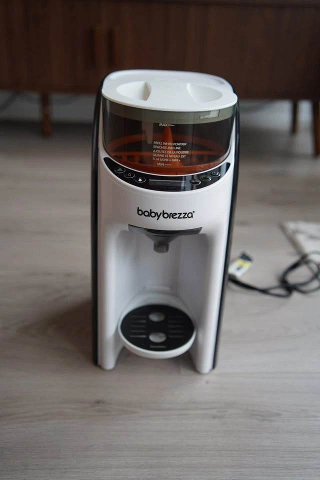 Baby Brezza Formula Pro