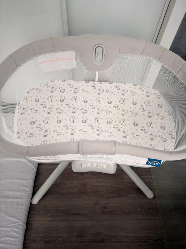 HALO Bassinest Swivel Sleeper - photo 2