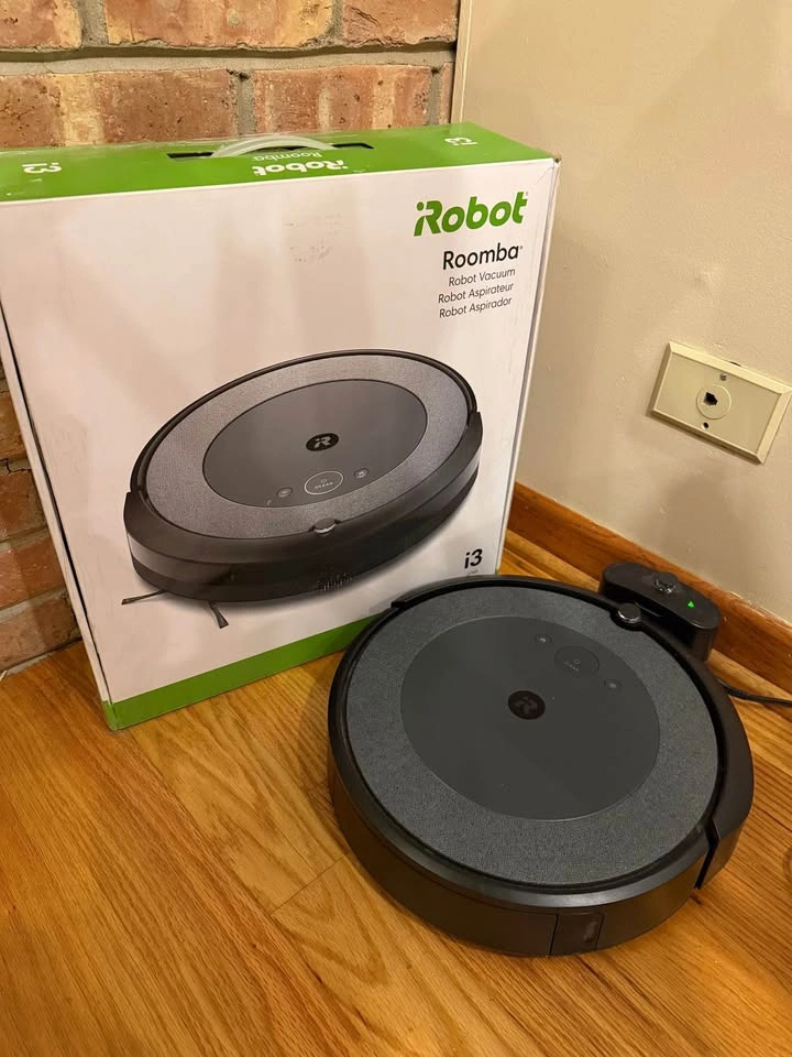 Roomba i3 robot vacuum cleaner - photo 3