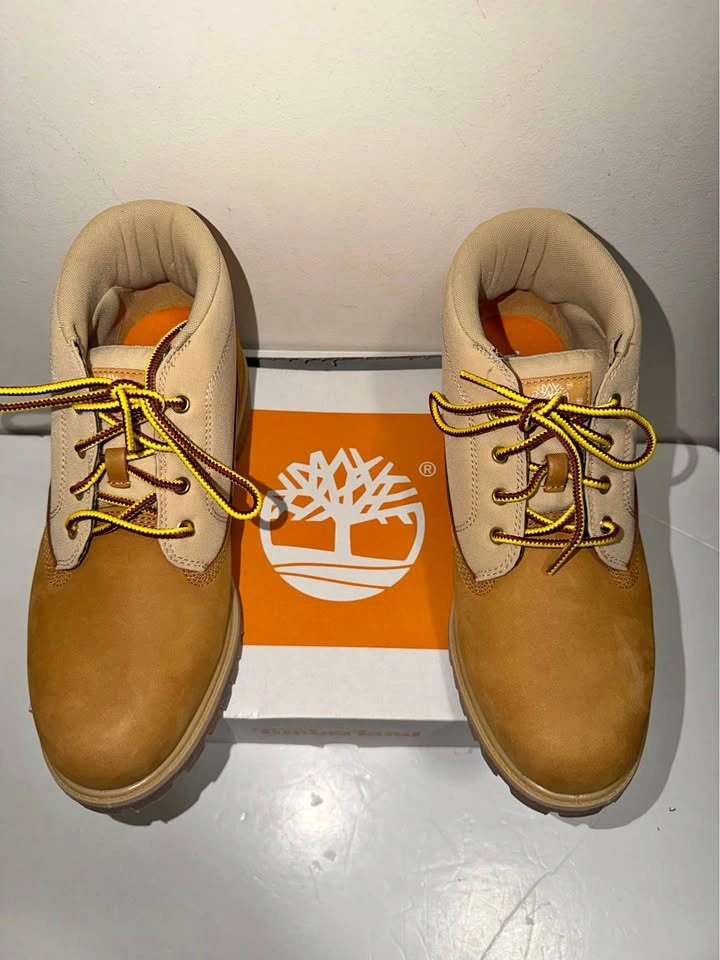 New Timberland Men Chukka Boots. Size 11 & 11.5 US