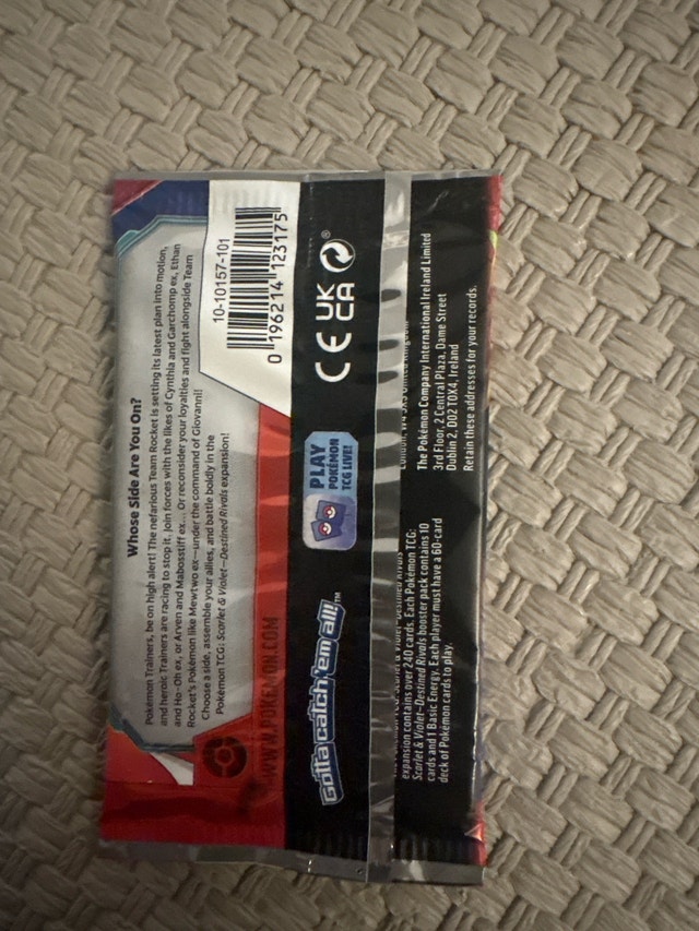 pokemon cards Destined rivals pack - photo 2