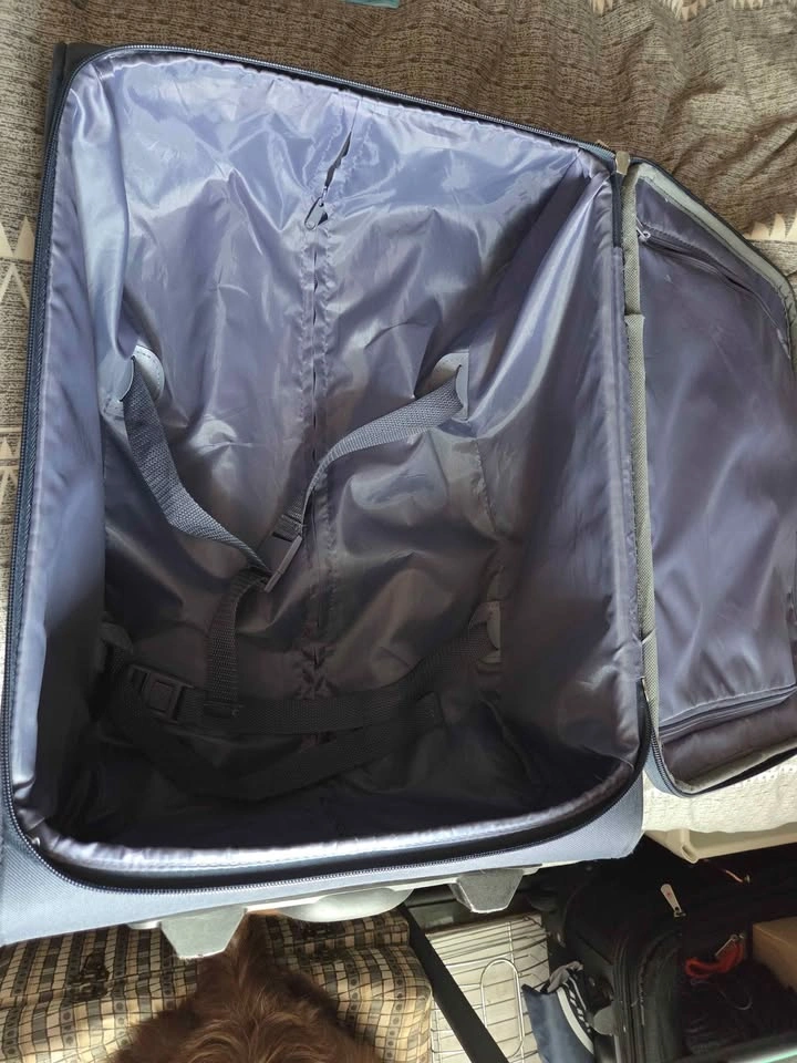 IT Luggage Soft-Shell Rolling Suitcase - photo 2