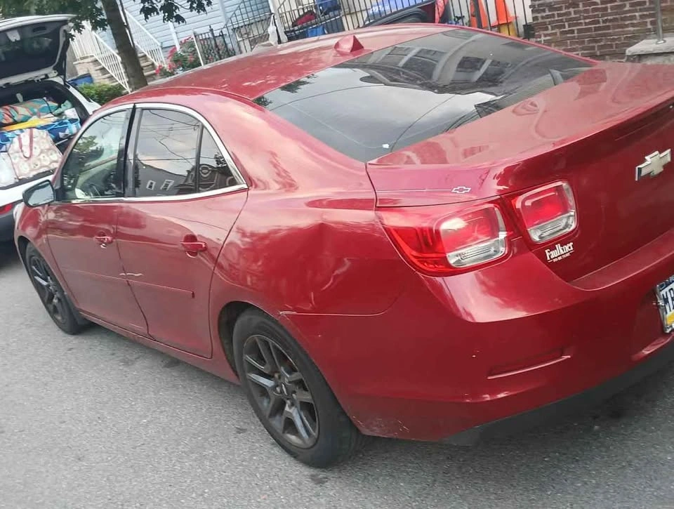 2014 Chevrolet Malibu Limited LTZ Sedan 4D - photo 2