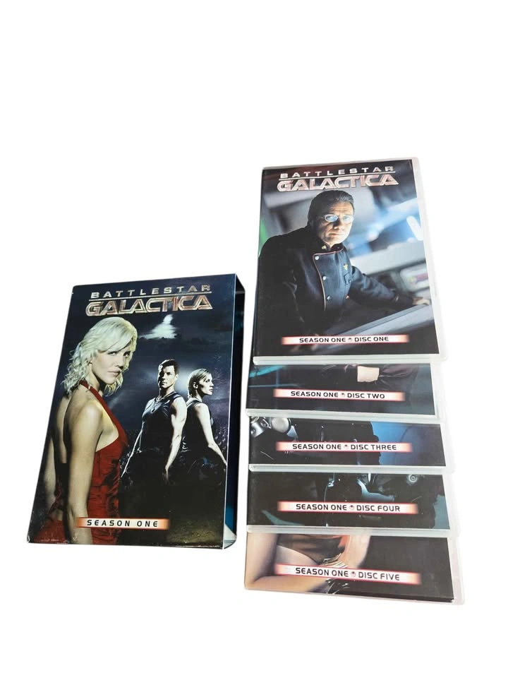 Battlestar Galactica Seasons 1–3 DVD Lot - photo 2