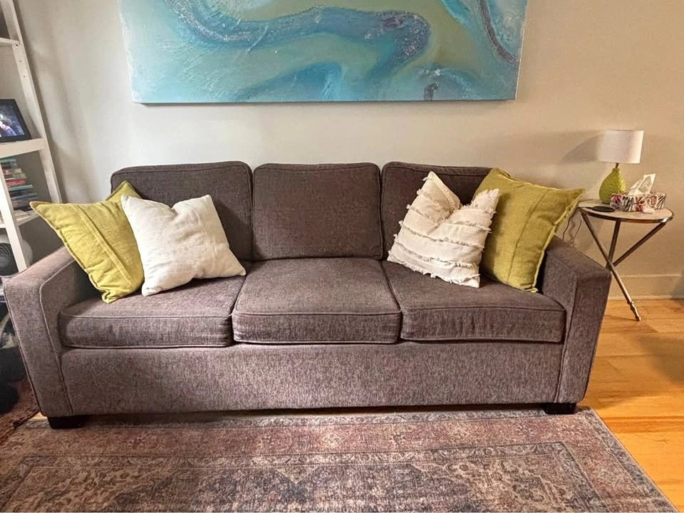 Sofa / couch - hide-away bed.
