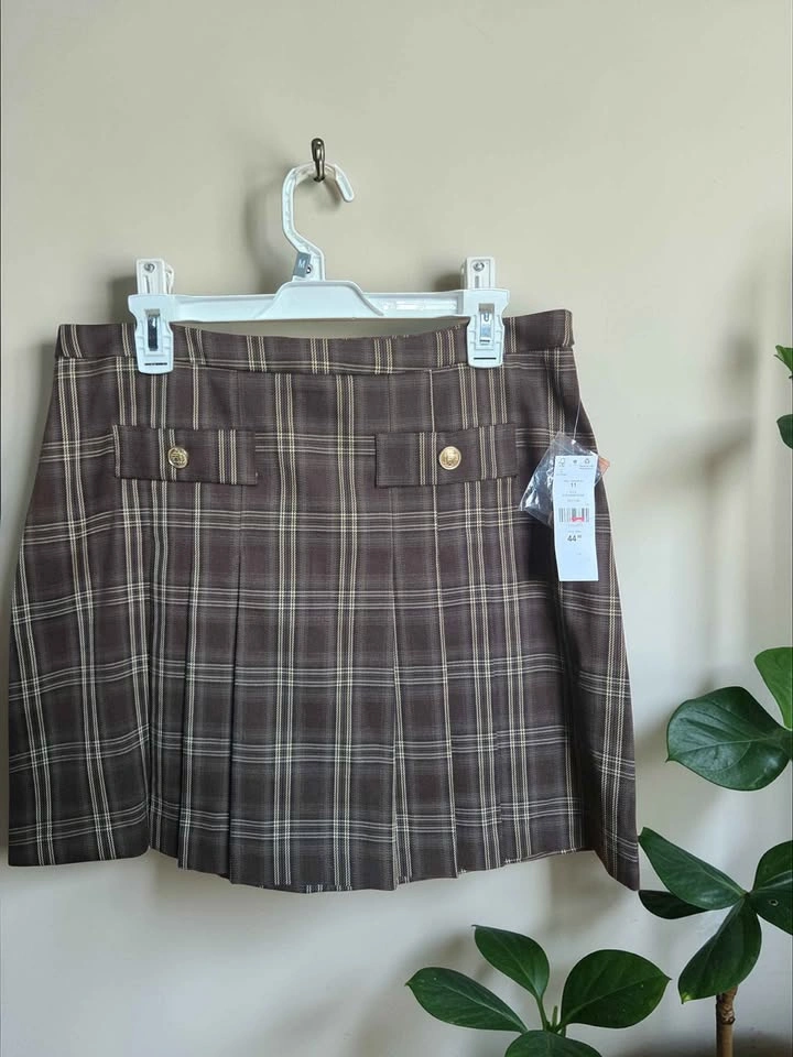 Suzy Shier Brown Plaid Pleated Mini Skirt Women’s Size 11 - photo 5