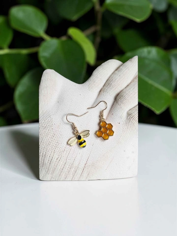 Bee & Honeycomb Mismatched Earrings – Gold Tone Nature Inspired - photo 3