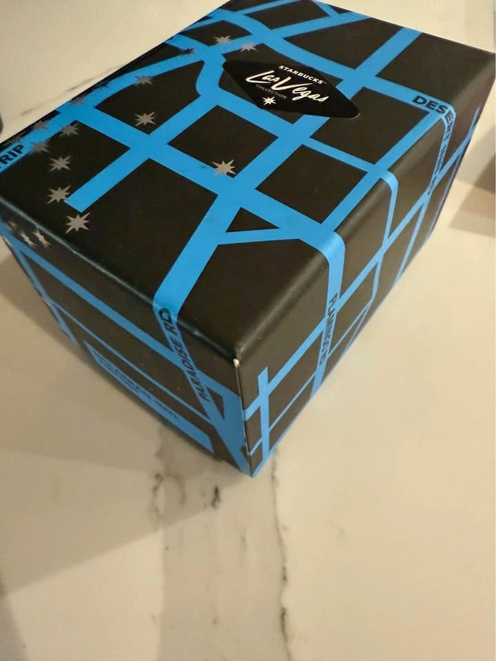 Starbucks Las Vegas Mug Brand New in Gift Box - photo 3
