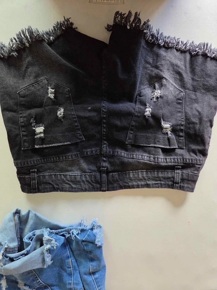 Black stretchy jeans shorts - photo 2