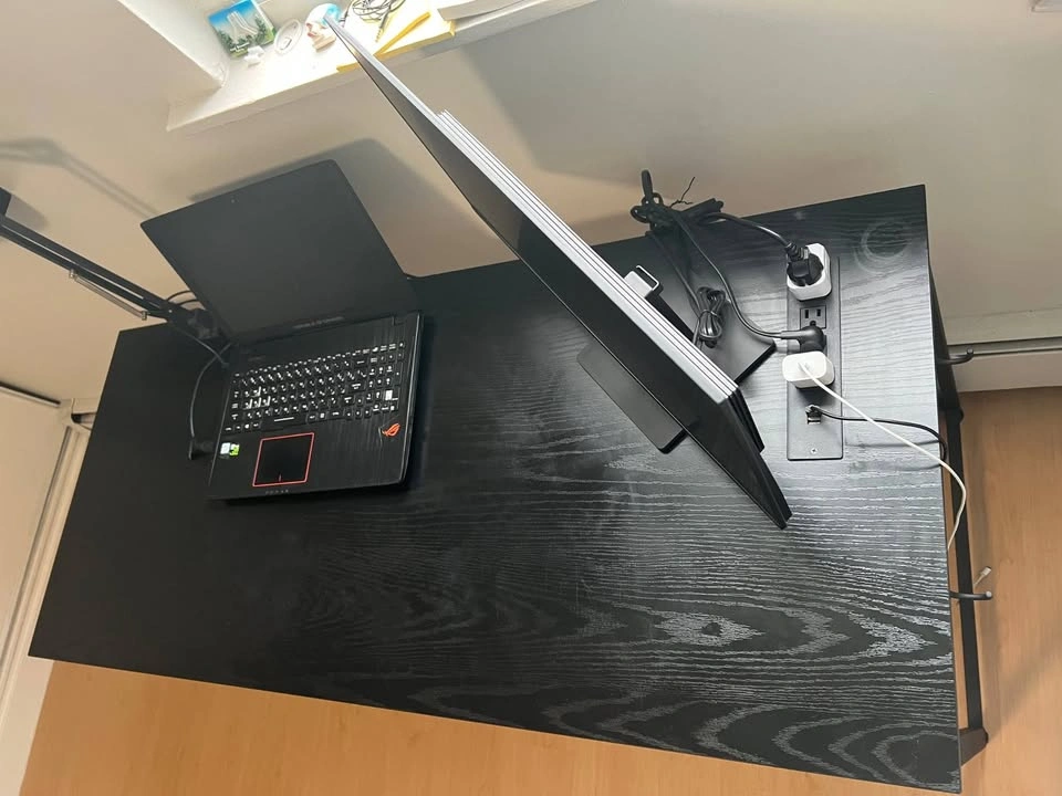 Large Rolanstar Computer / Gaming Desk with Built-In Power Outle - photo 3