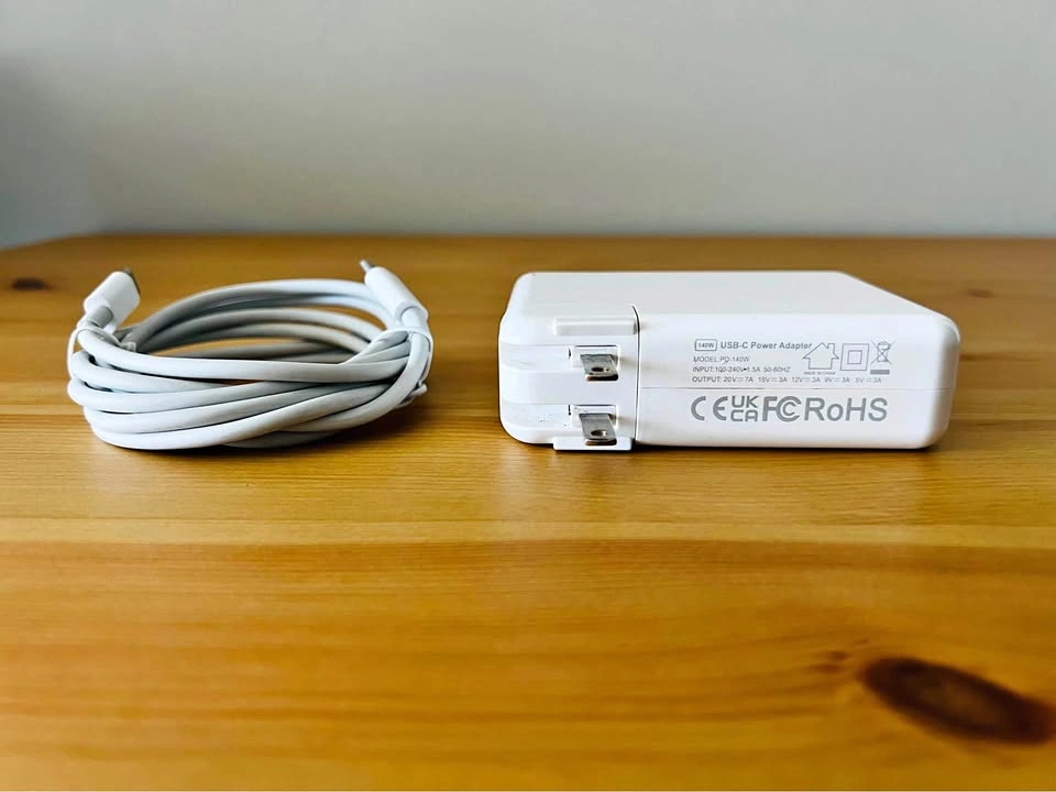 140W Macbook USB-C Power Adapter + USB-C Cable