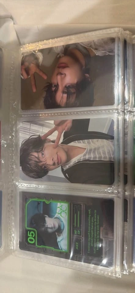 Enhypen photocards - photo 3