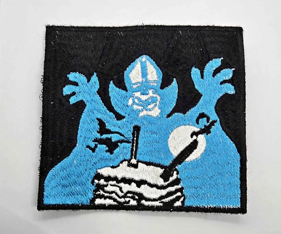 Opus Garfield embroidered patch