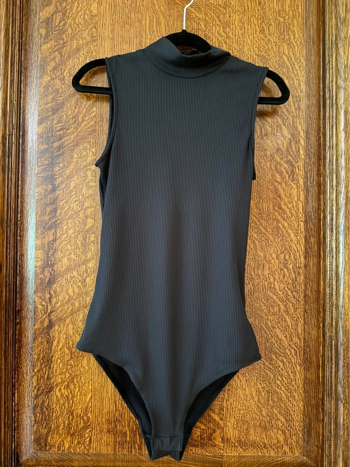 $10 Bodysuits for Sale - photo 2