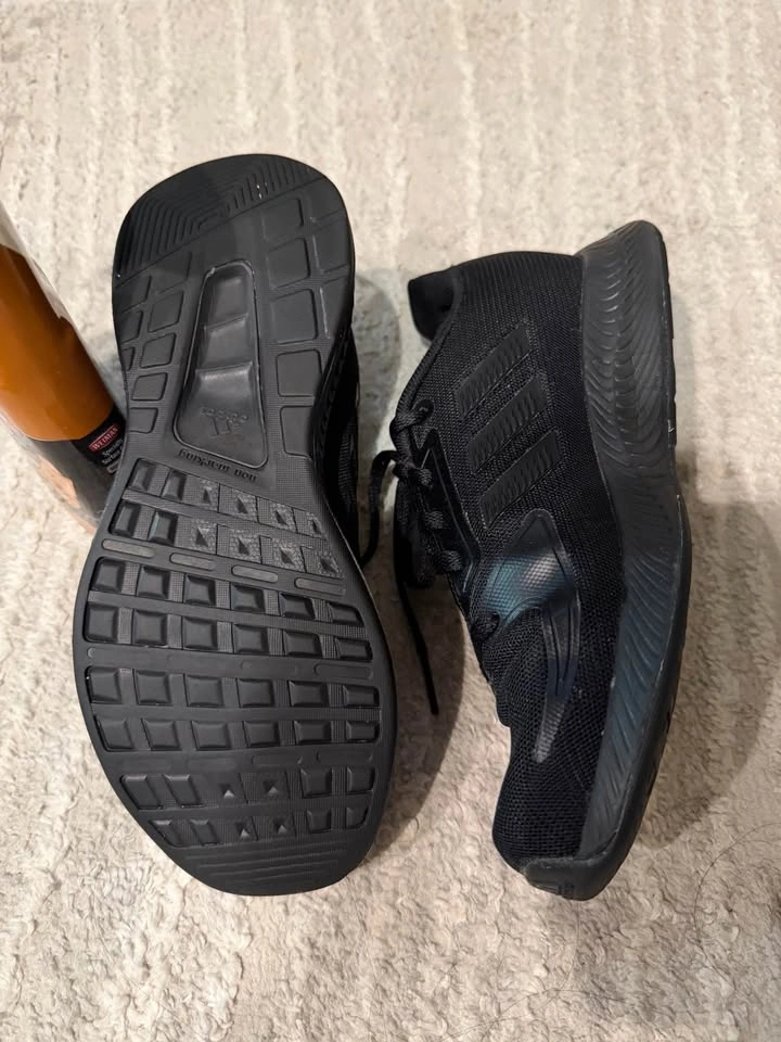 Adidas Black Sneakers (Kids 3) - photo 2