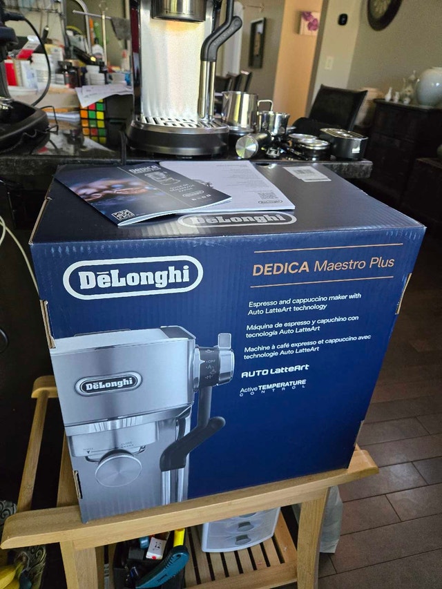 De’Longhi Dedica Maestro Plus EC950M Espresso – Like New + Warr - photo 3