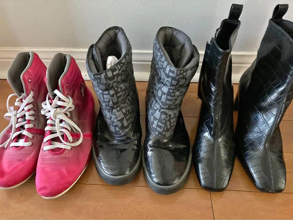 Girls shoes size 6