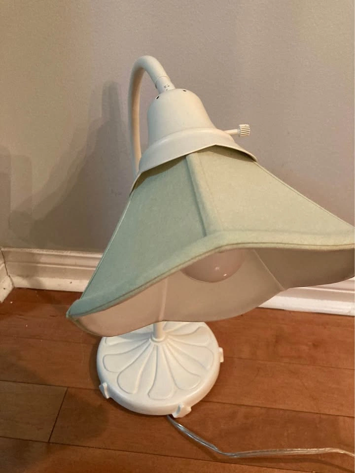Vintage Gooseneck Desk Lamp with Floral Base - photo 2